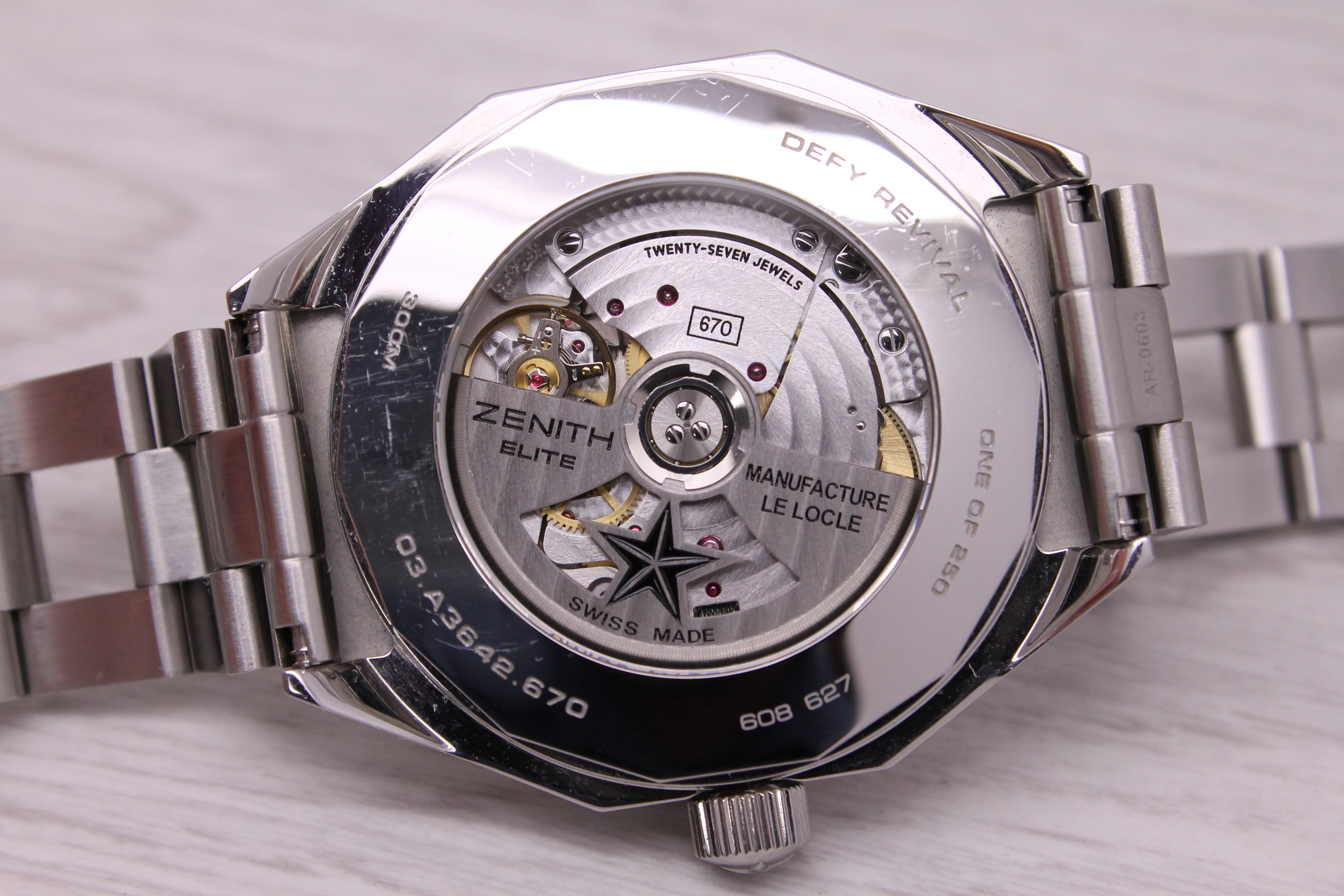 Zenith Defy Revival A3642 Mens 37.5mm Automatic Divers Watch Boutique w Band Box