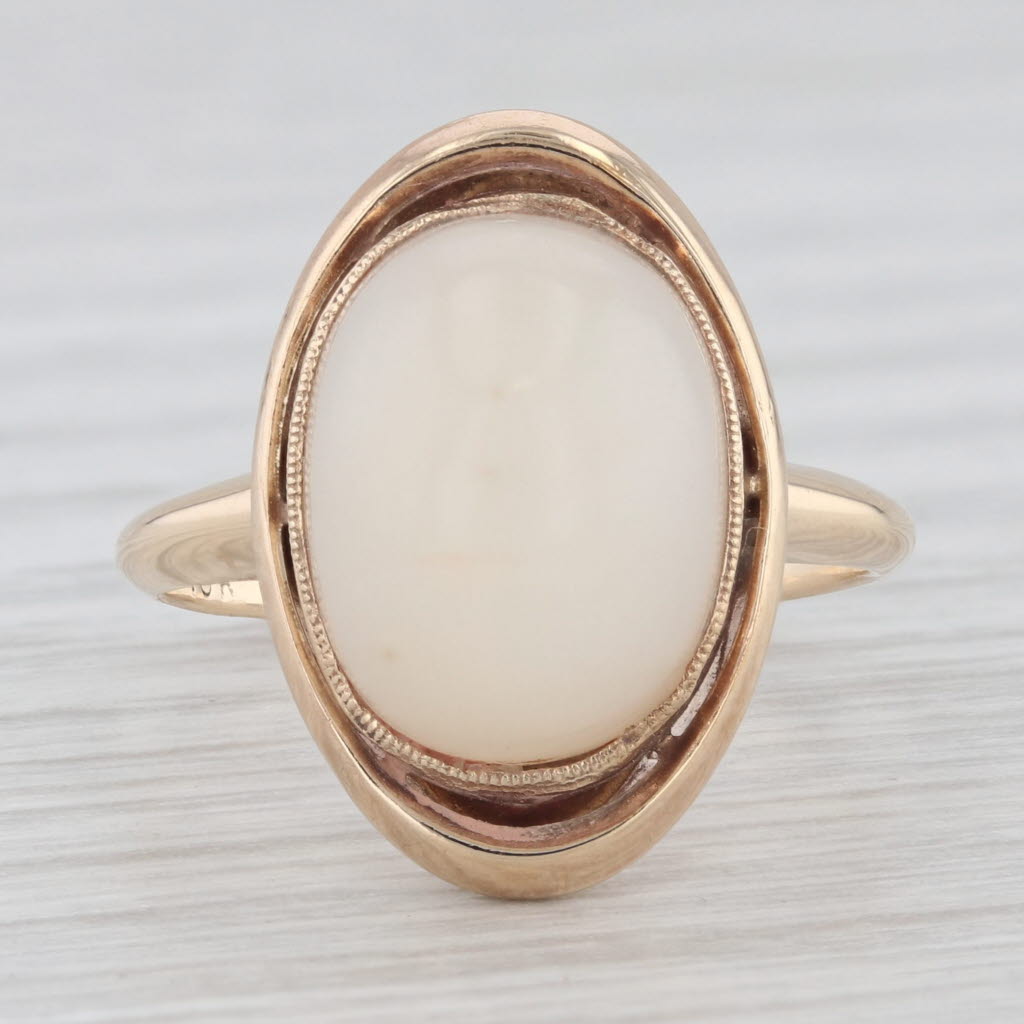 Light Gray Oval Cabochon Moonstone Solitaire Ring 10k Yellow Gold Size 6.25