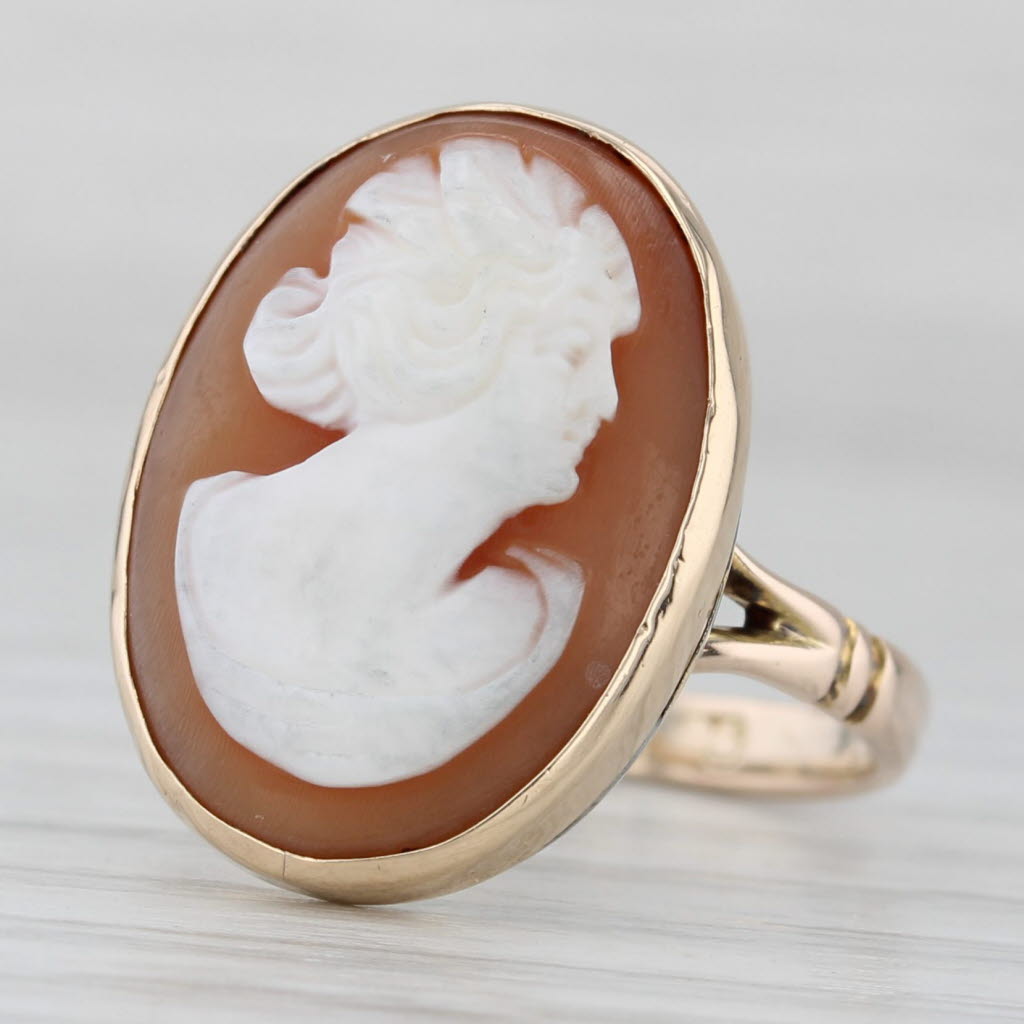 Light Gray Vintage Shell Cameo Ring 9k Yellow Gold Size 5.5 Figural Carving