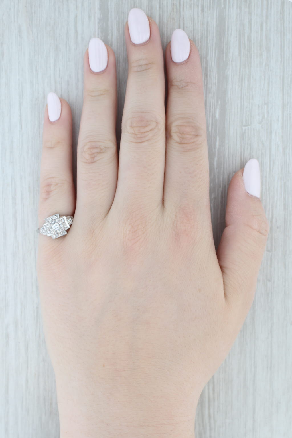 Gray Vintage Tiered 0.25ctw Diamond Engagement Ring 14k White Gold Size 8