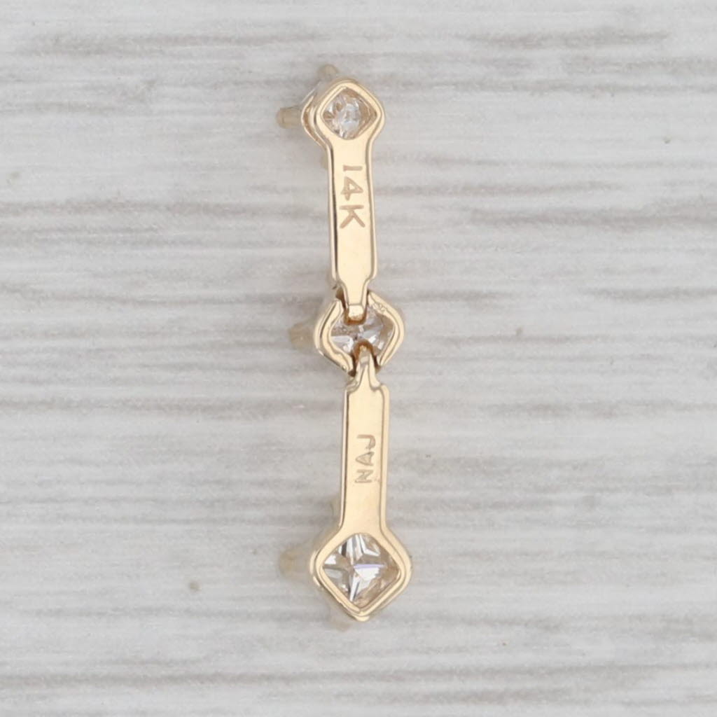 Gray 0.24ctw Diamond 3-Stone Graduated Journey Pendant 14k Yellow Gold Small Drop