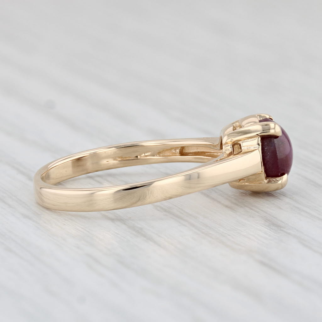 Light Gray Star Ruby Solitaire Ring 14k Yellow Gold Size 7.25