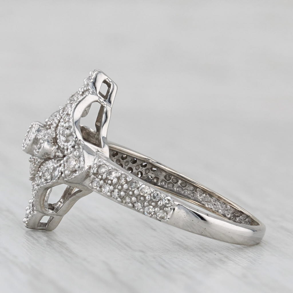 Light Gray 0.25ctw Diamond Halo Ring 14k White Gold Size 5.25
