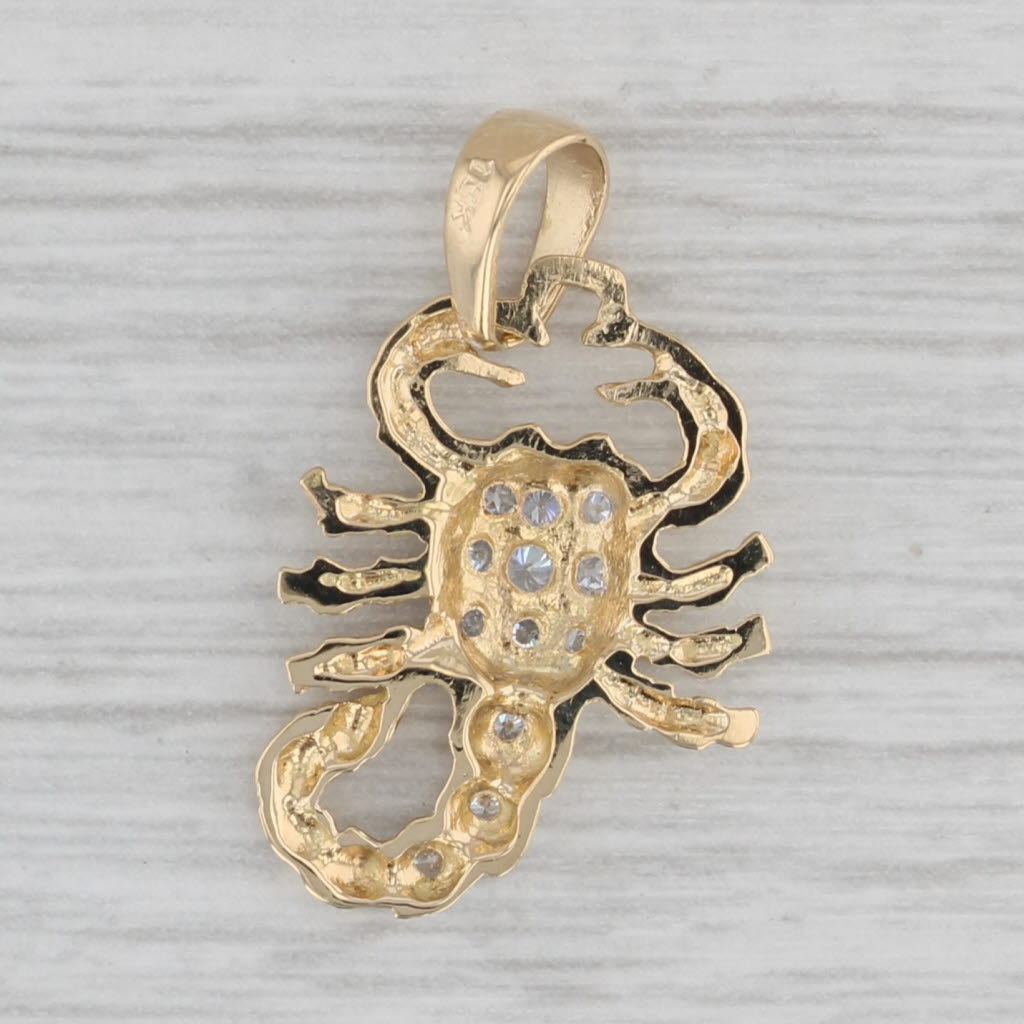 Gray Cubic Zirconia Scorpion Pendant 18k Yellow Gold Small Drop