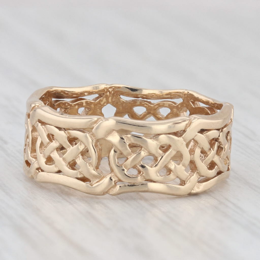 Light Gray Celtic Knot Pattern Ring 14k Yellow Gold Size 6.5 Band Wedding