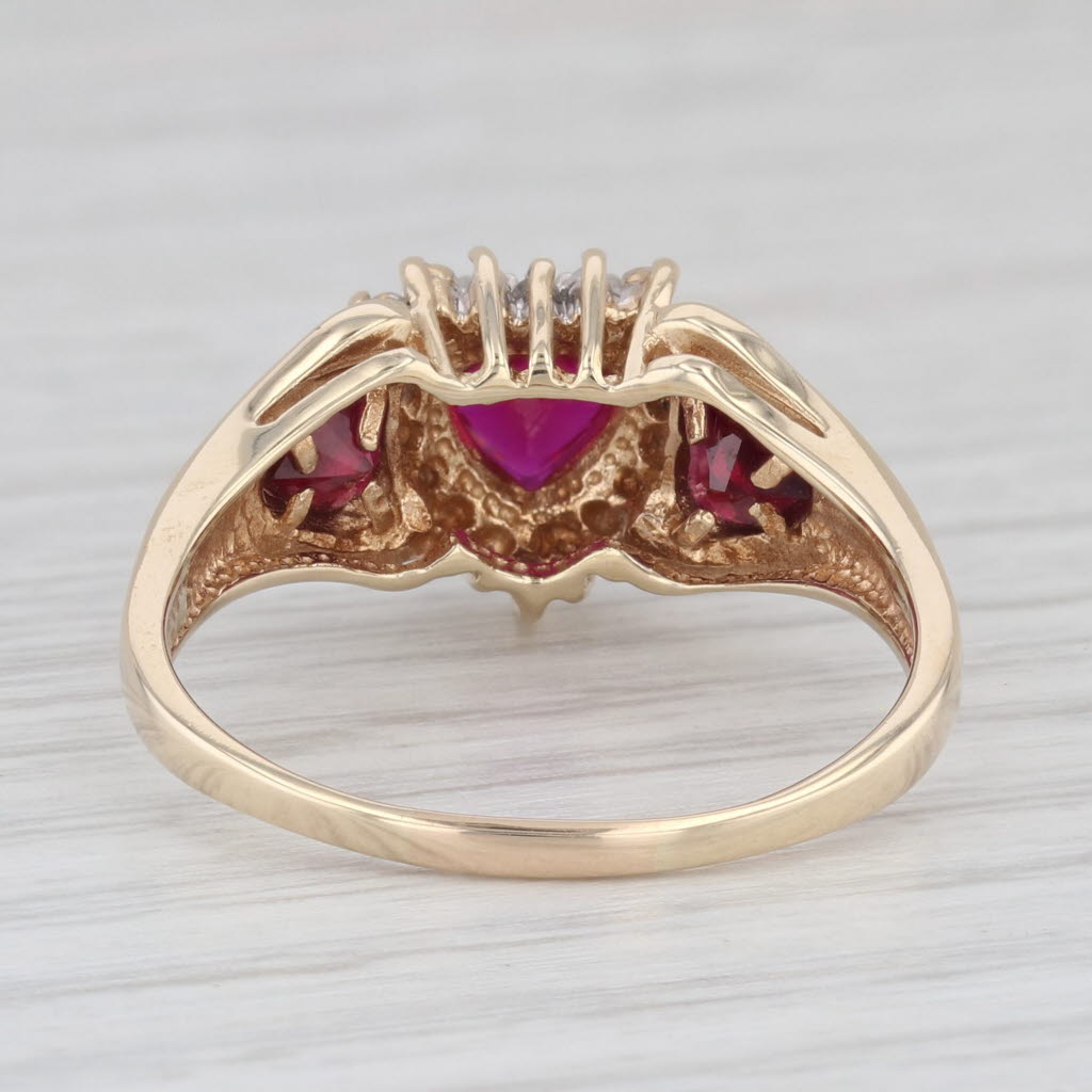 Light Gray 1.07ctw Lab Created Ruby Heart Diamond Halo Ring 10k Yellow Gold Size 9.75