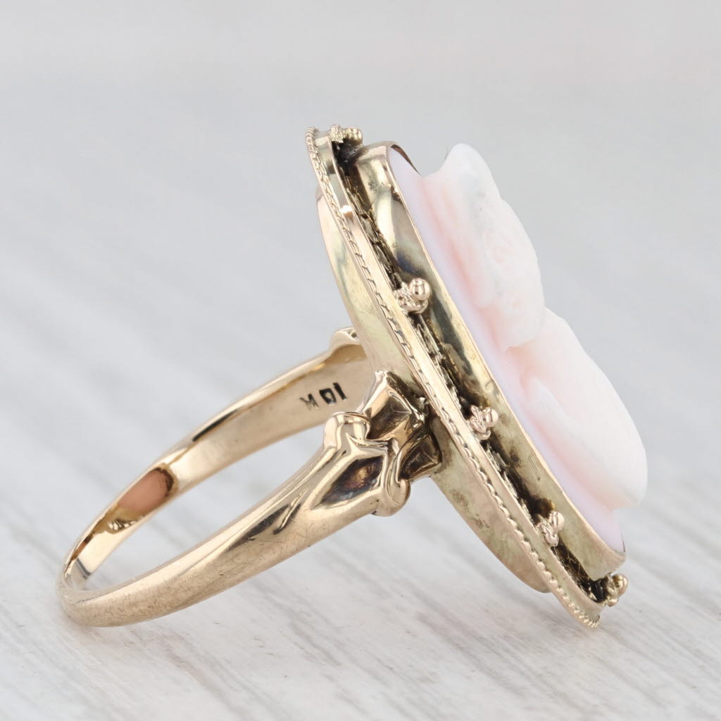 Light Gray Vintage Carved Shell Cameo Ring 10k Yellow Gold Size 5.75 Figural Bust