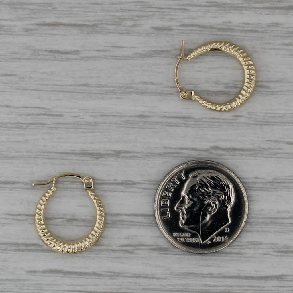 Ridge Croissant Pattern Hoop Earrings 14k Yellow Gold Snap Top Round Hoops
