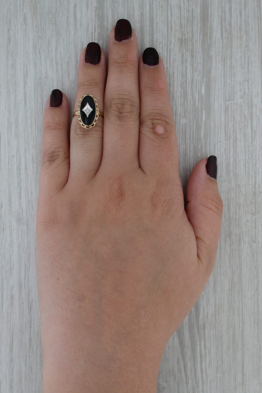 Vintage Onyx Diamond Signet Ring 10k Yellow Gold Size 4.75