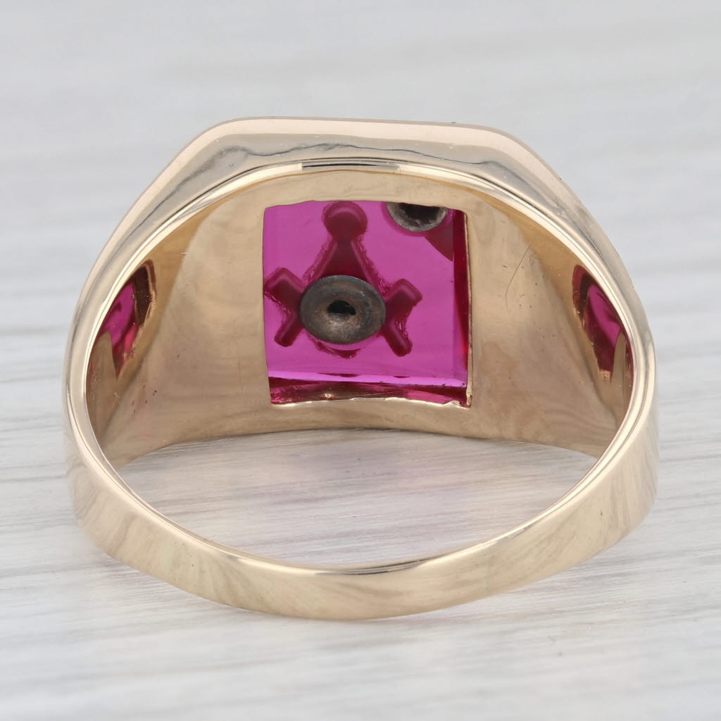 Light Gray Masonic Nugget Signet Diamond Synthetic Ruby 10K Yellow Gold Ring Size 12