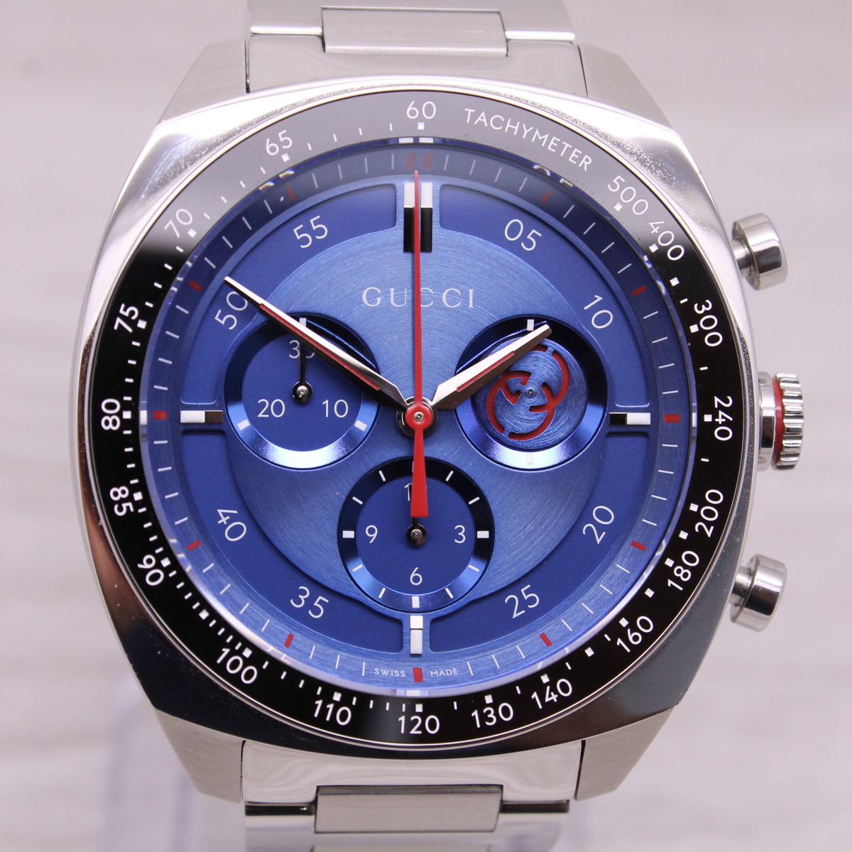 Gucci Interlocking 41mm Mens Steel Quartz Chronograph Watch  display picture 3