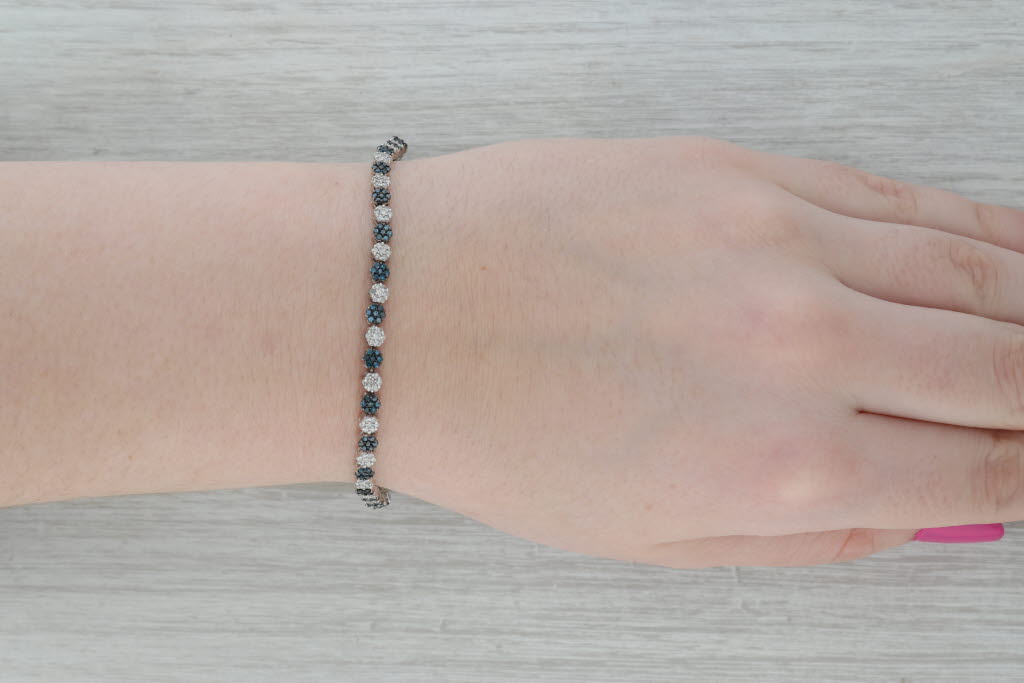 Dark Gray 1.02ctw Blue White Diamond Flower Cluster Tennis Bracelet 10k White Gold 7"
