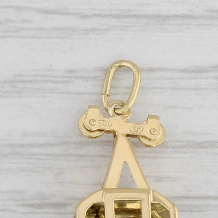 Gray Vintage Gondola Charm 18k Yellow Gold Opens 3D Souvenir Pendant