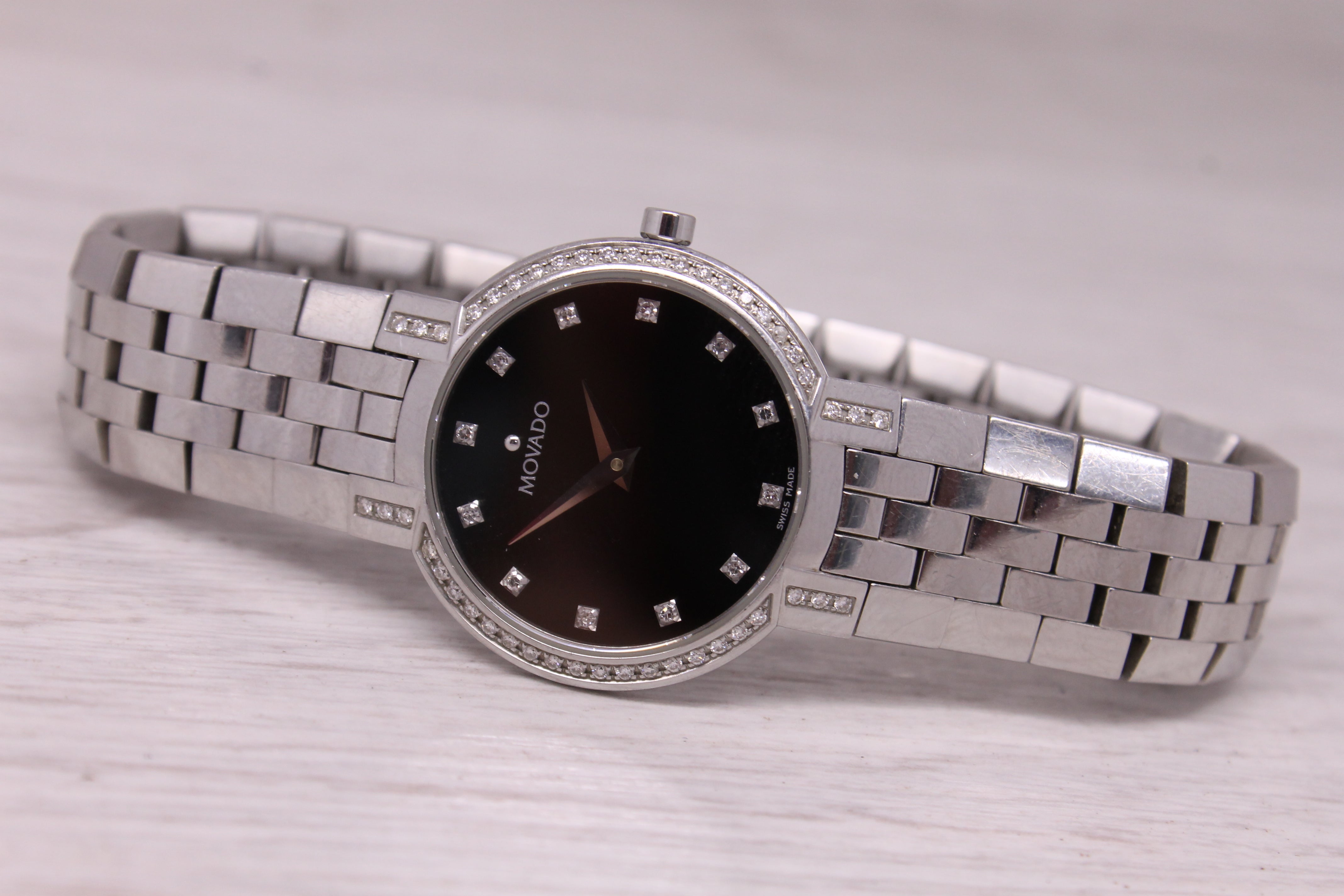 Movado Faceto Diamond Bezel 25mm Watch Black Dial Steel Quartz Swiss 84 A1 1845