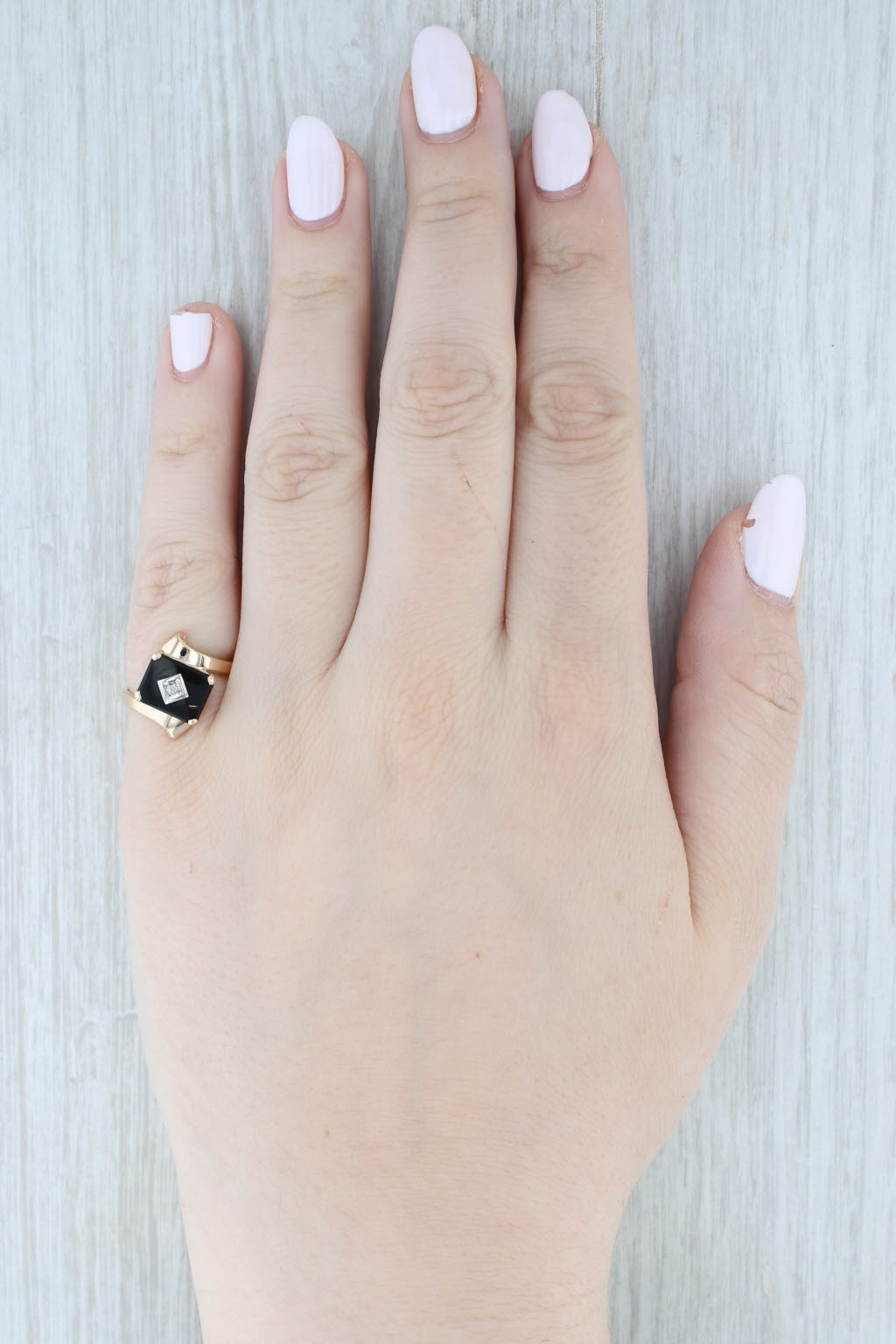 Light Gray Onyx Diamond Bypass Signet Ring 10k Yellow Gold Size 6.5 Vintage