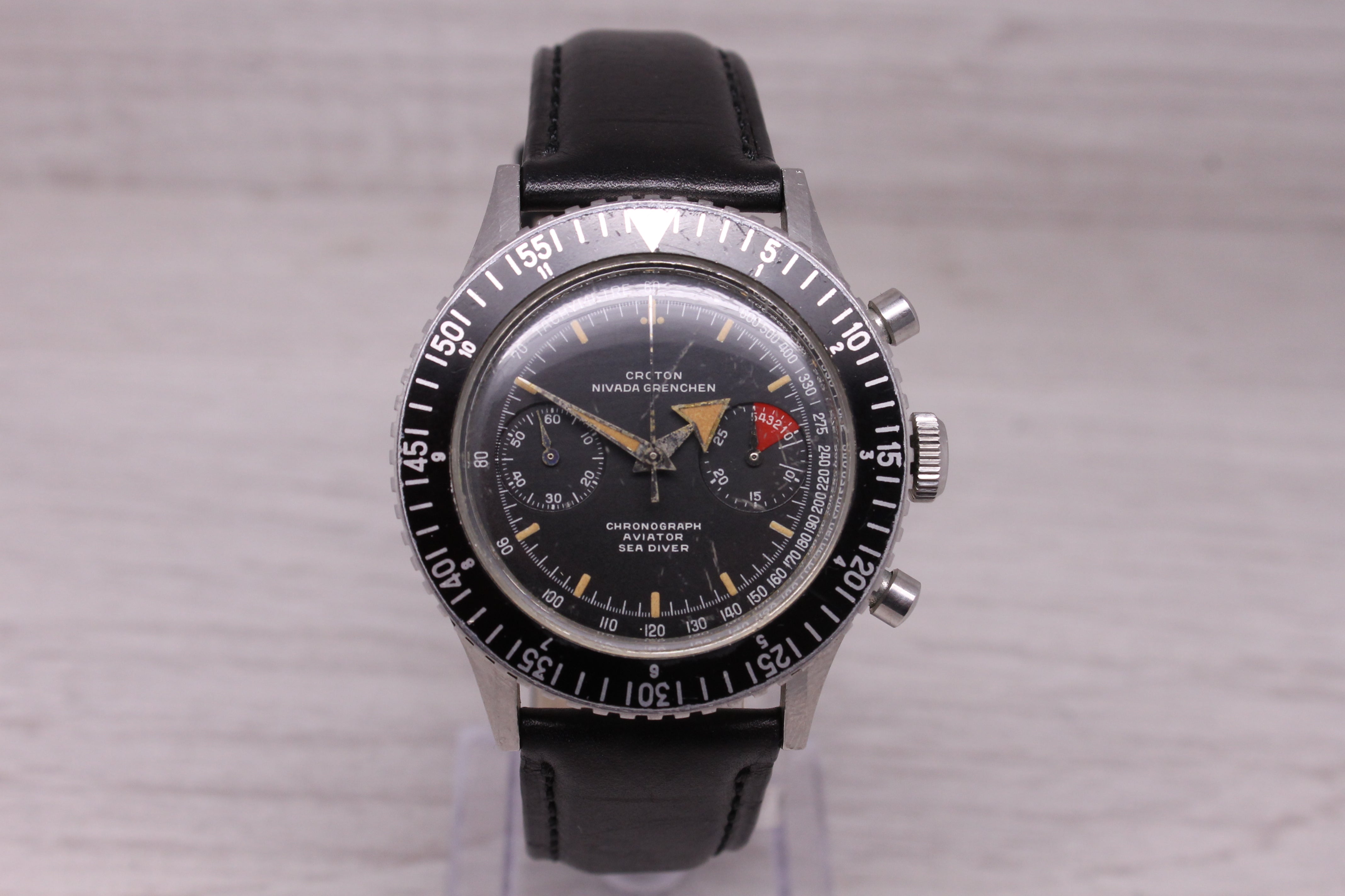 Vintage Croton Nivada Grenchen Chronomaster 38mm Steel Chronograph Watch Venus