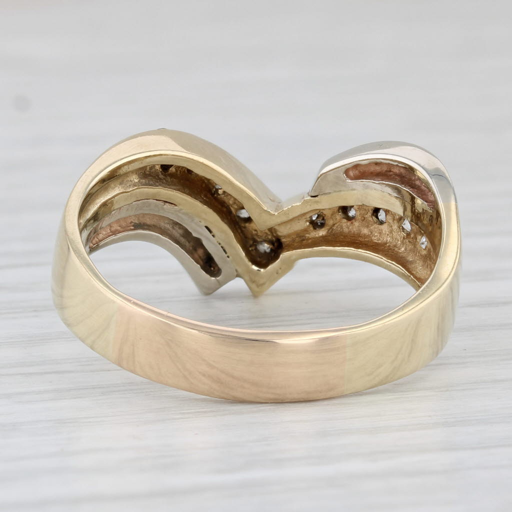 Light Gray 0.60ctw Diamond Contoured V Ring 14k Yellow Gold Size 12.75 Guard