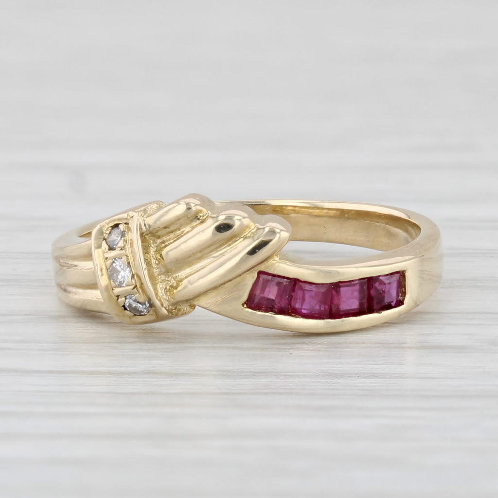 Light Gray 0.28ctw Ruby Diamond Contoured V Ring 14k Yellow Gold Size 4.75