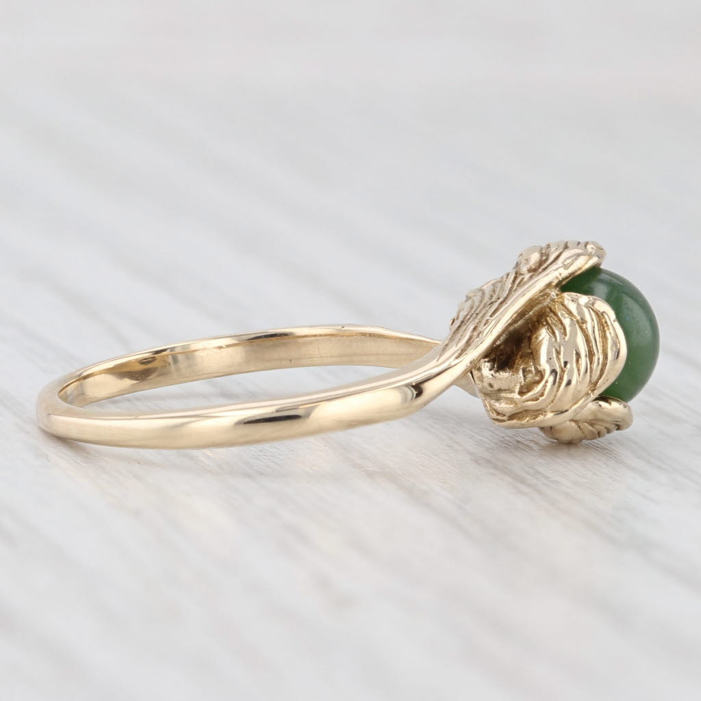 Light Gray Vintage Green Nephrite Jade Solitaire Ring 10k Yellow Gold Size 7.5