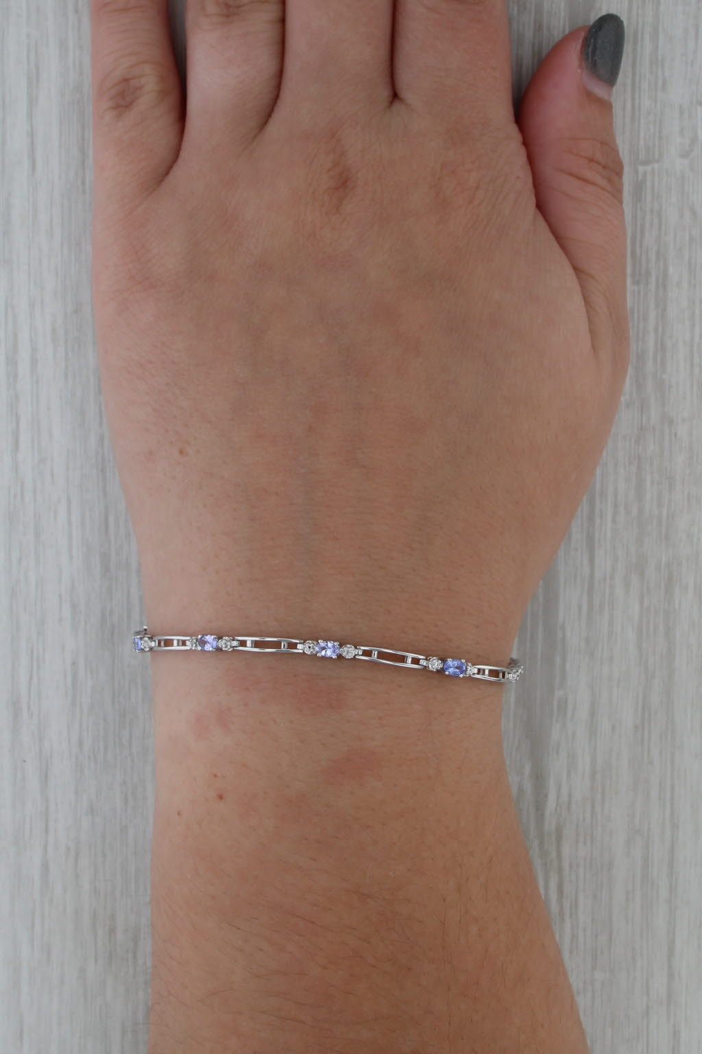 0.55ctw Tanzanite Diamond Tennis Bracelet 7" 3mm 10k White Gold