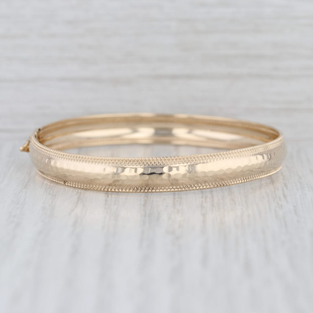 Hammered Bangle Bracelet 10k Yellow Gold 7.25" 7.4mm