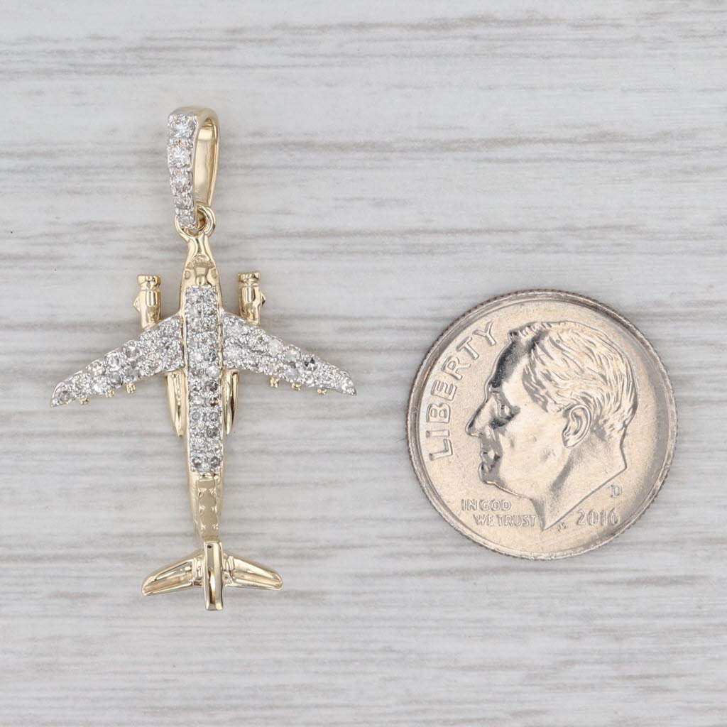 Light Gray 0.29ctw Diamond Airplane Pendant 10k Yellow Gold