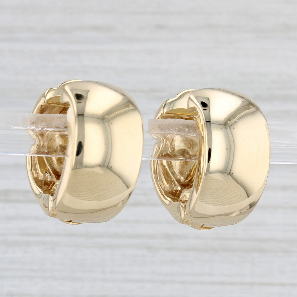Light Gray Champesan Crosshatch Hoop Earrings 18k Gold Italian Hinged Snap Top Round Hoops