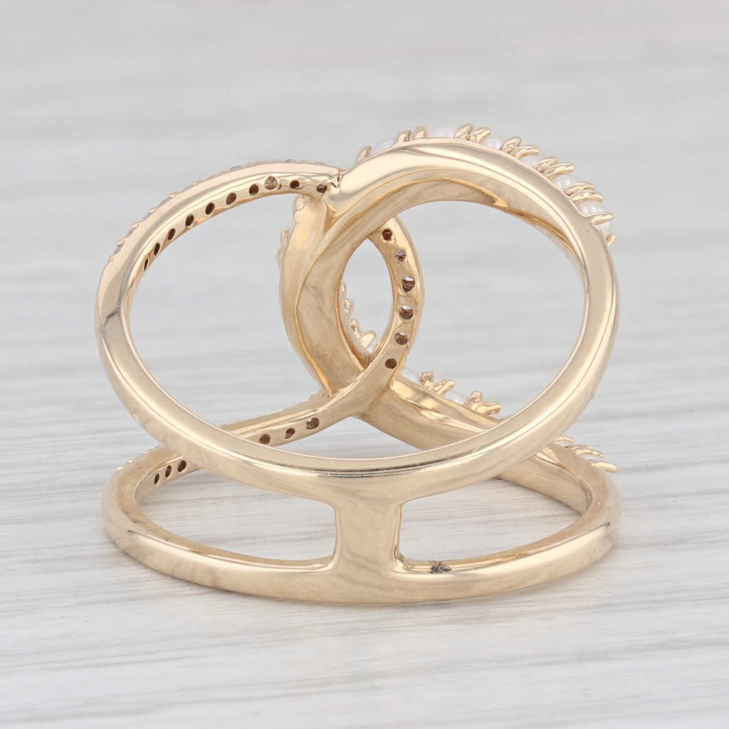 Light Gray New 0.14ctw Interlocking Diamond Pearl Ring 14k Yellow Gold Size 7