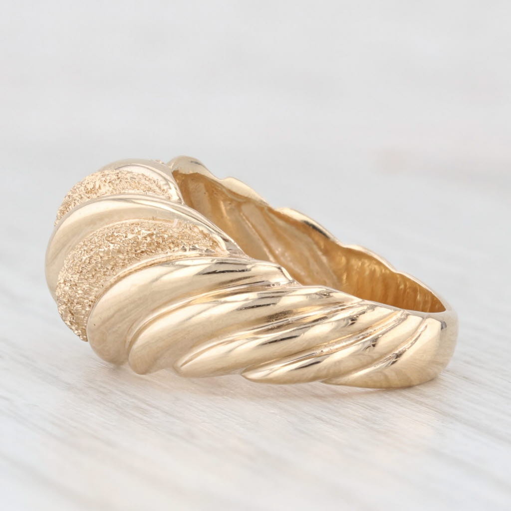 Light Gray Brushed Scalloped Croissant Domed Ring 14k Yellow Gold Size 5.25