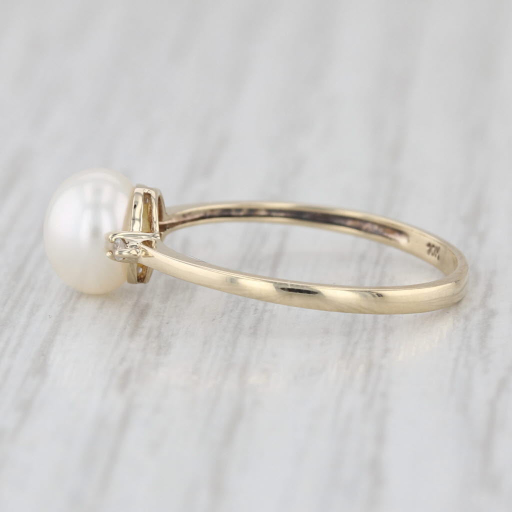 Cultured Pearl Solitaire Ring 10k Yellow Gold Size 7.25 Diamond Accent