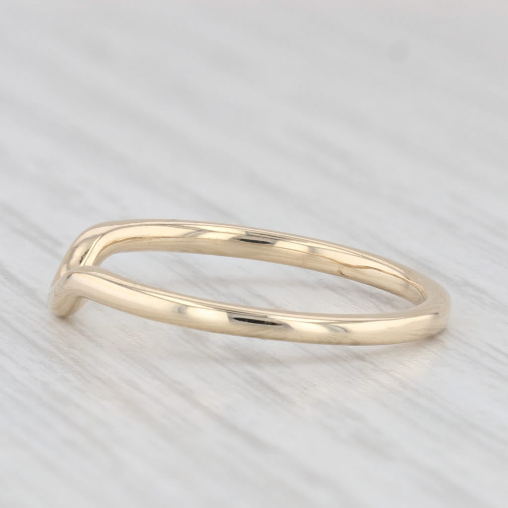 Light Gray Contoured Wedding Band 14k Yellow Gold Size 7 Stackable Wedding Ring