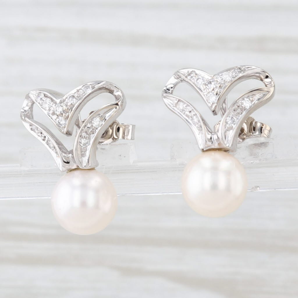 Light Gray Diamond Heart Cultured Pearl Stud Earrings 18k White Gold