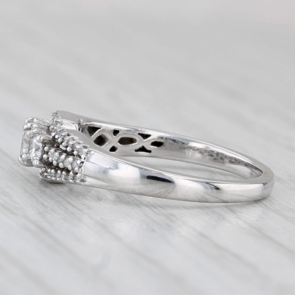 Light Gray 0.50ctw Diamond Princess Enamel Ring 10k White Gold Size 7