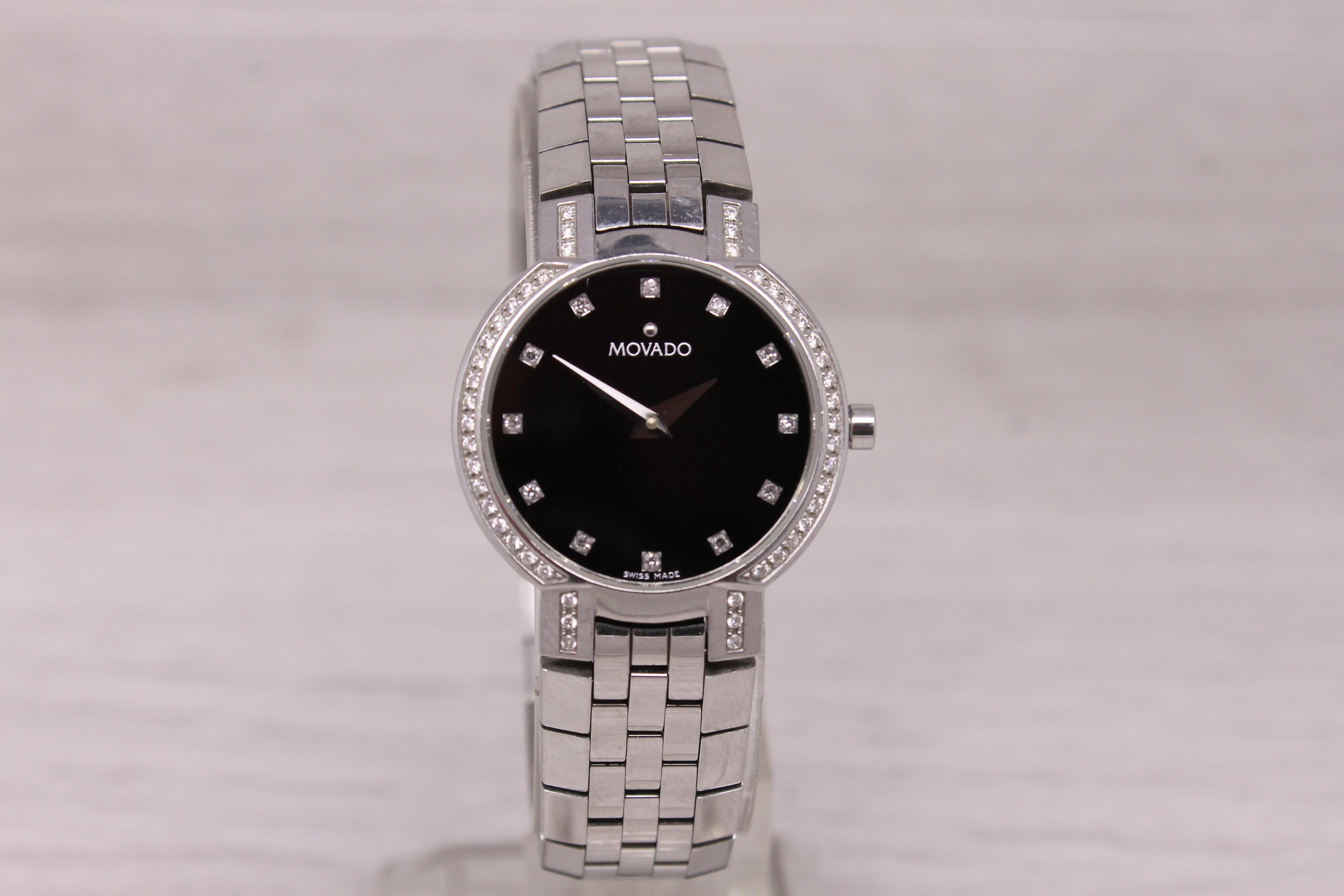 Movado Faceto Diamond Bezel 25mm Watch Black Dial Steel Quartz Swiss 84 A1 1845