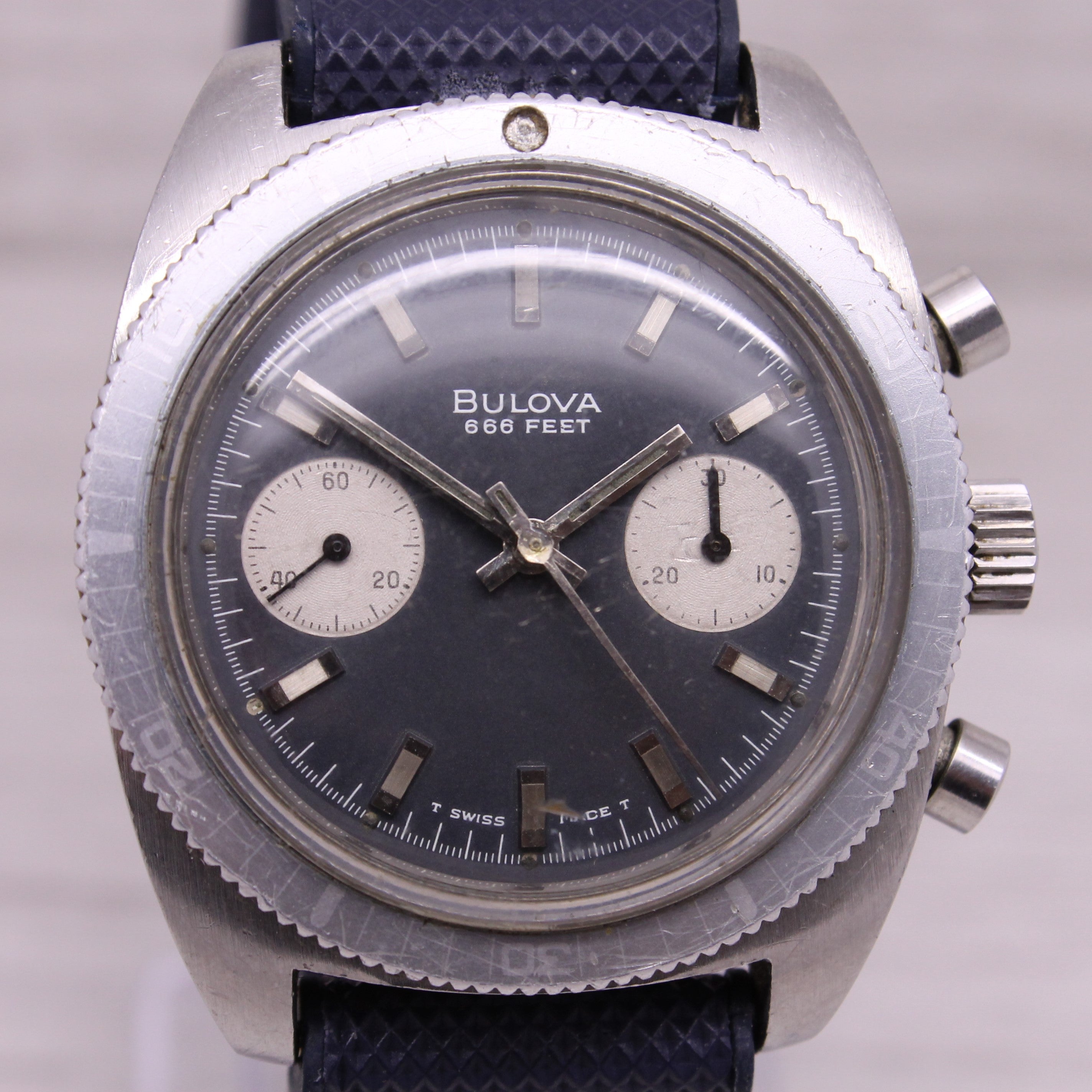 Gray Vintage Bulova Deep Sea Blue Chronograph Mens 38mm Steel Watch Valjoux 7733