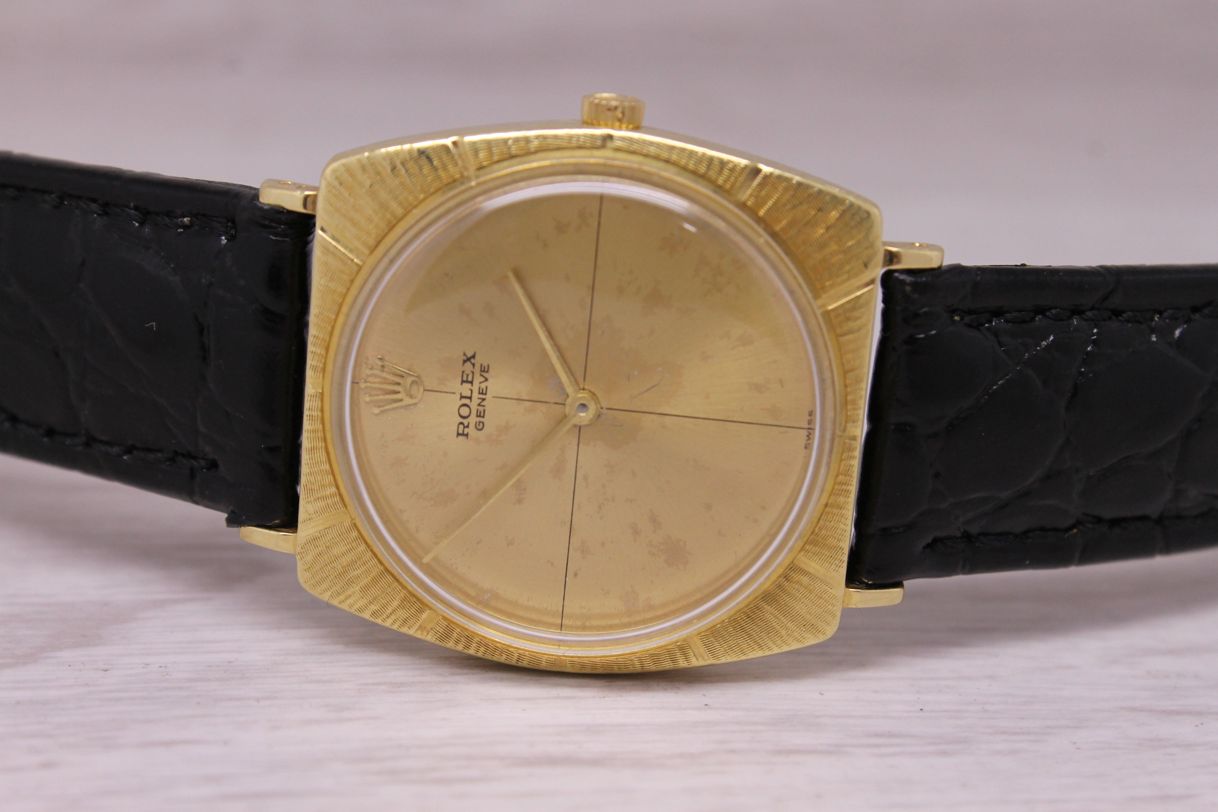 Vintage c1960's Rolex 18k Yellow Gold 29mm Midsize Manual Watch c.1600 ref.3715