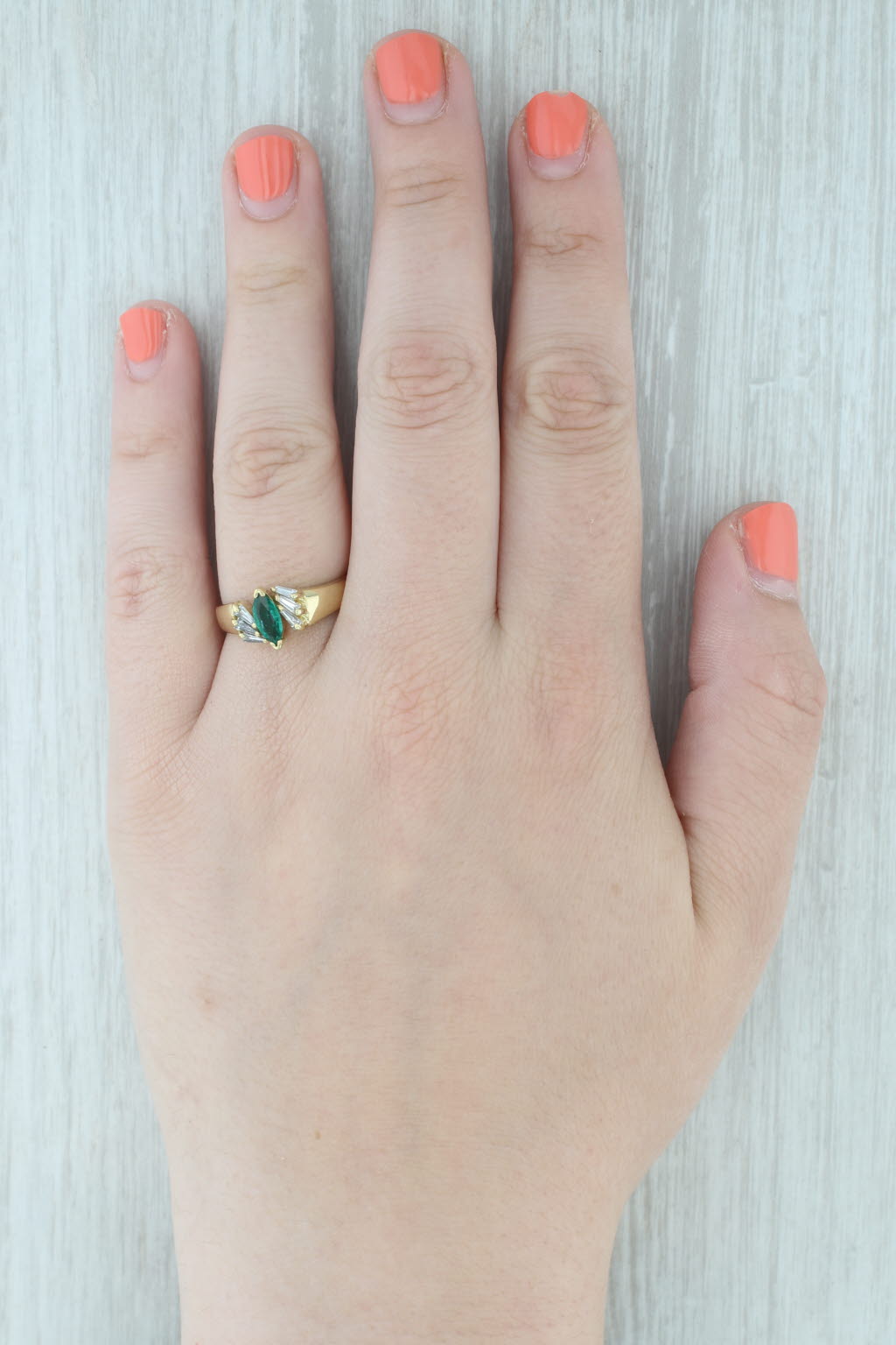 Gray Emerald Diamond Bypass Ring 18k Yellow Gold Size 8.75-9