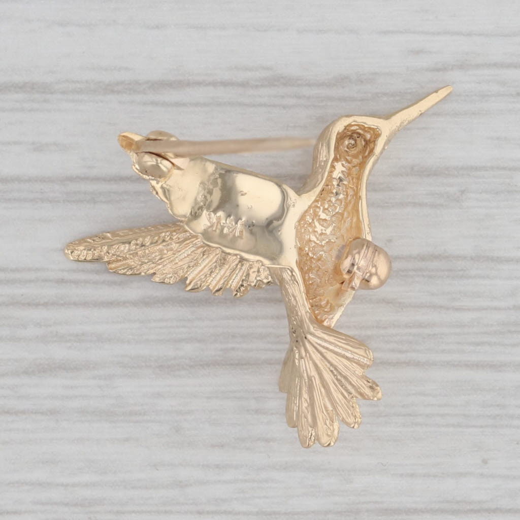 Gray Small Hummingbird Pin 14k Yellow Gold Brooch