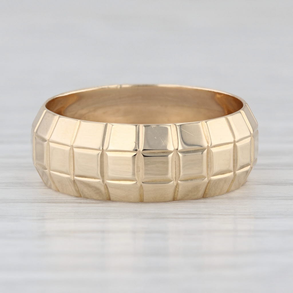 Beveled Band Ring 14k Yellow Gold Stackable Wedding Band Size 6.75