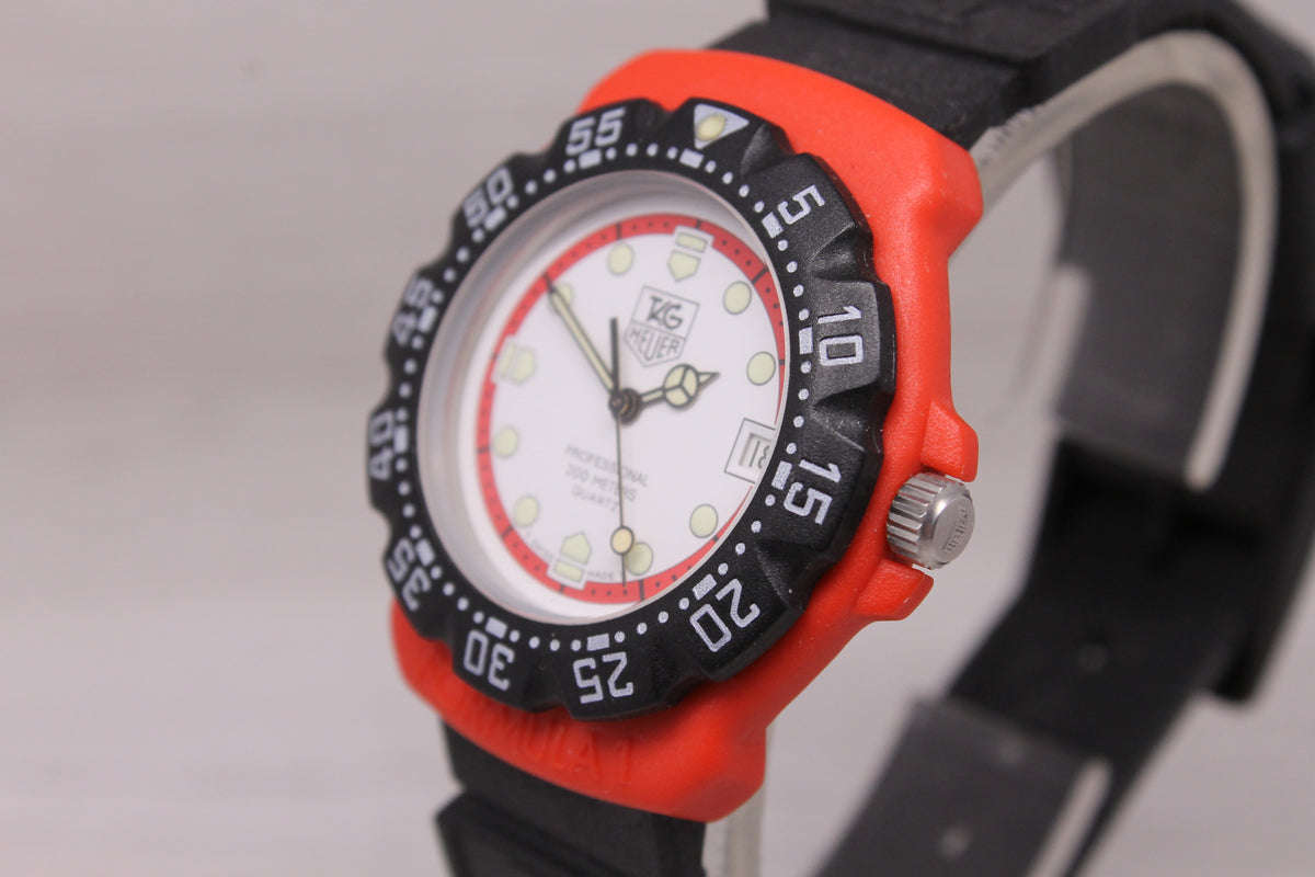 Tag Heuer Formula 1 Professional 200m 35mm Quartz Watch 385.513/1 Swiss Date