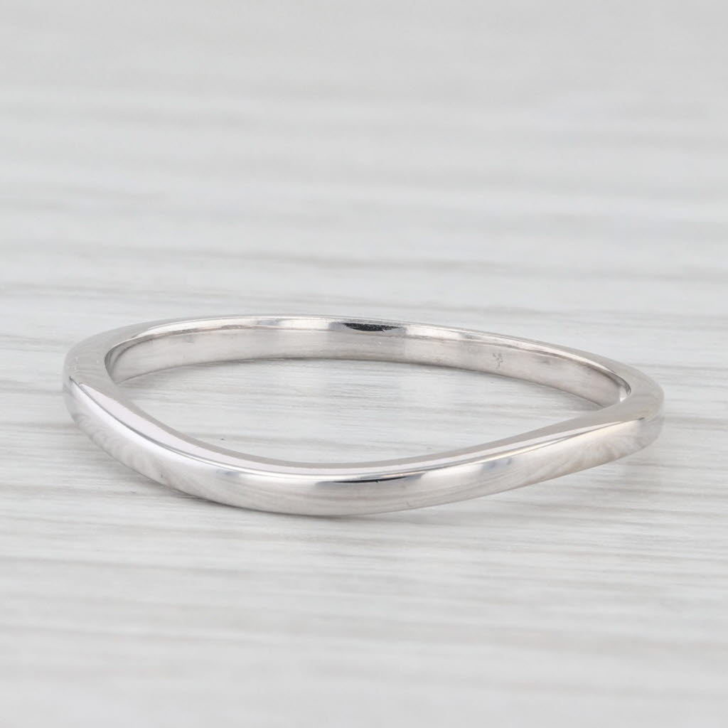 Light Gray Contoured White Gold Band 14k Size 7 Stackable Curved Design