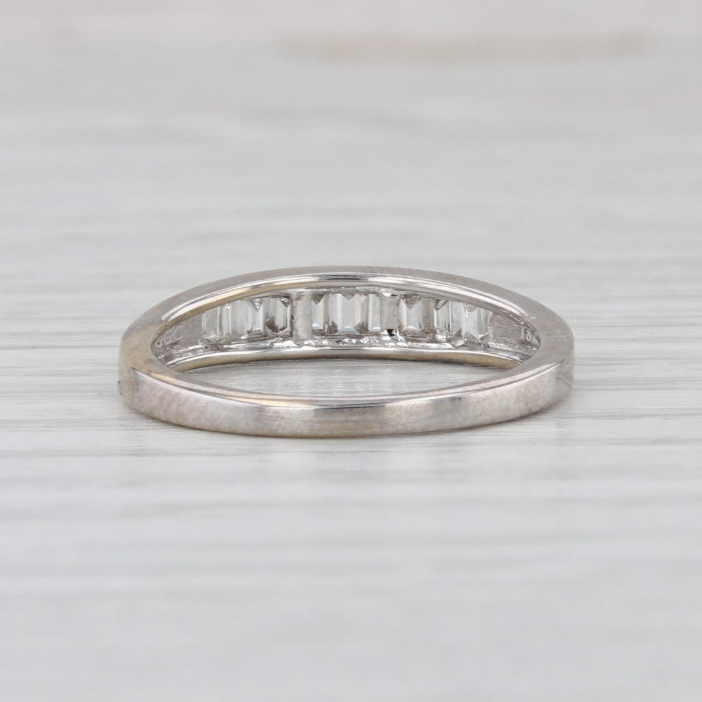 0.33ctw Diamond Wedding Band 18k White Gold Size 6 Stackable Ring COA Tomas Rae