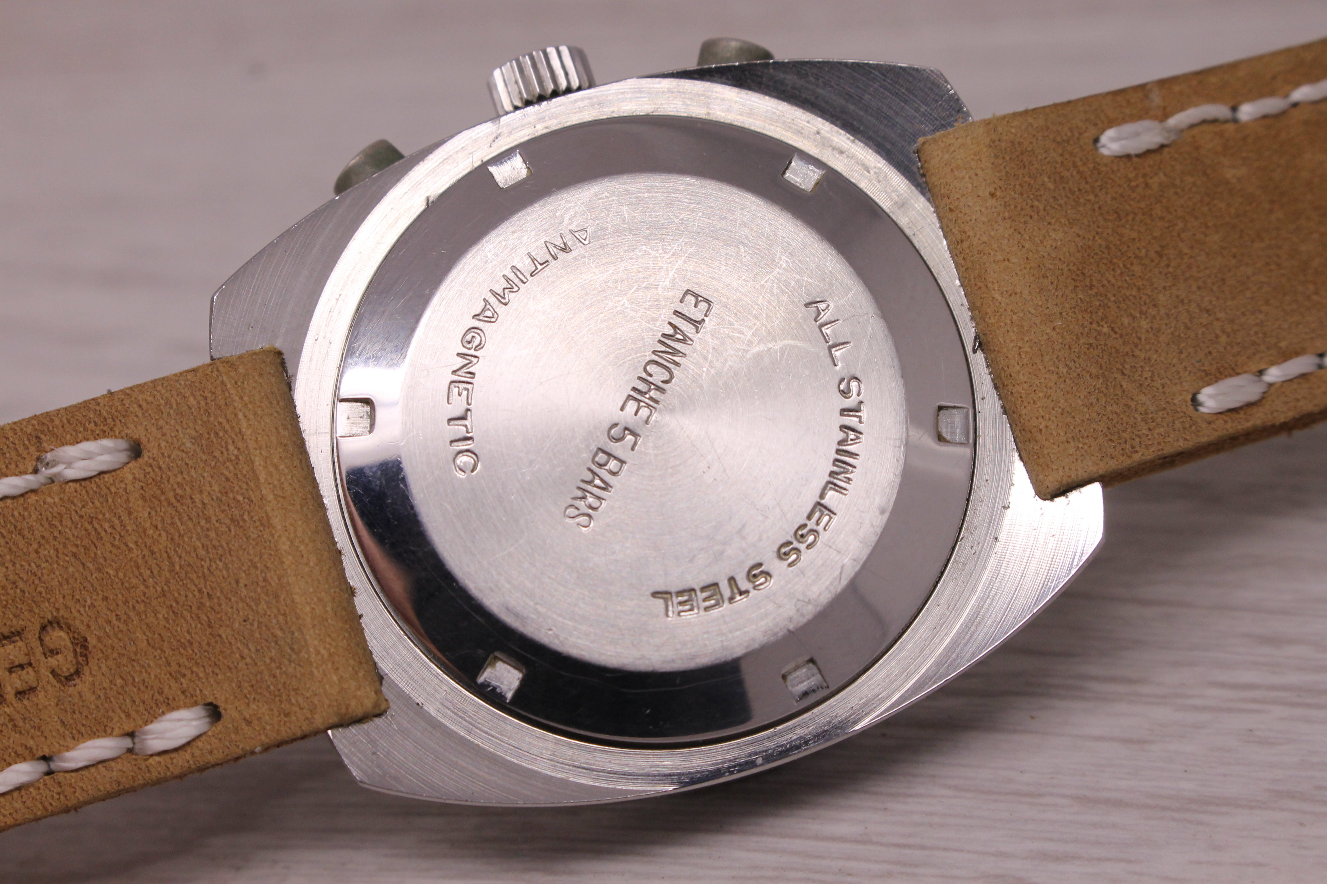 Rosy Brown Vintage 1980's Gipsy Mens 40mm Stainless Steel Chronograph Watch Valjoux 7765