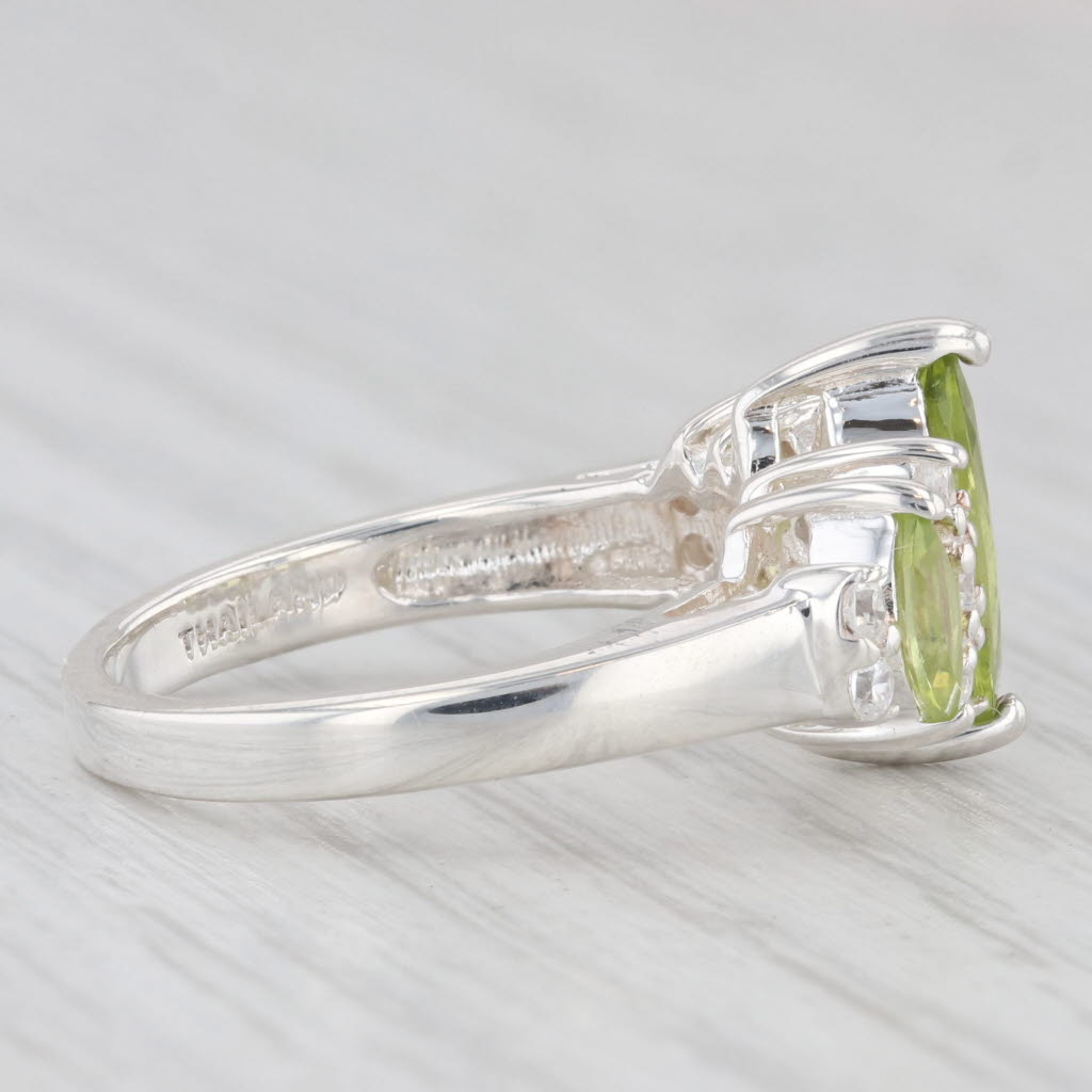 Light Gray 1.93ctw Marquise Peridot Cubic Zirconia Ring Sterling Silver Size 6