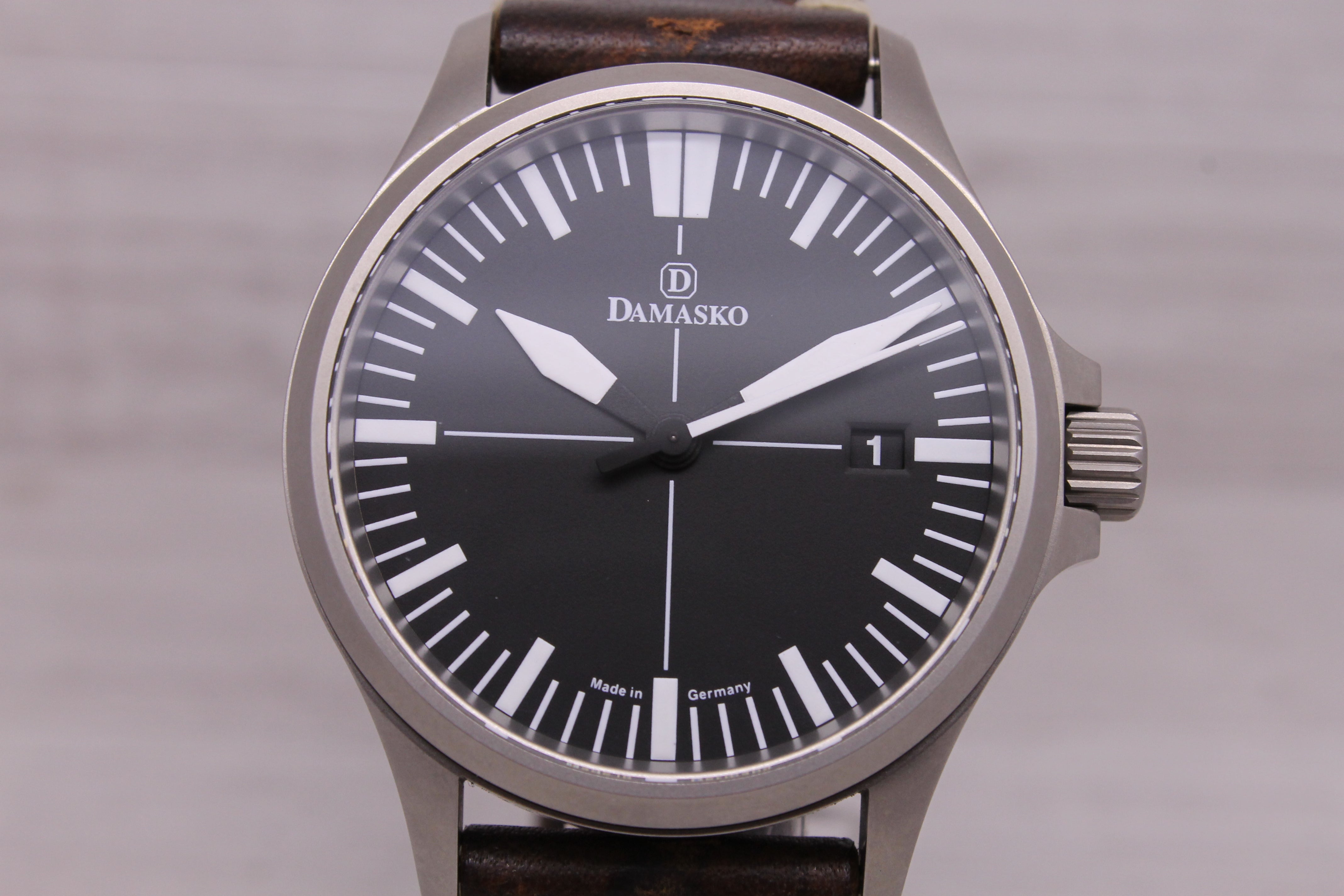 Dark Gray Damasko DS30 39mm Steel Mens Automatic Watch Made in Germany DS30.0413