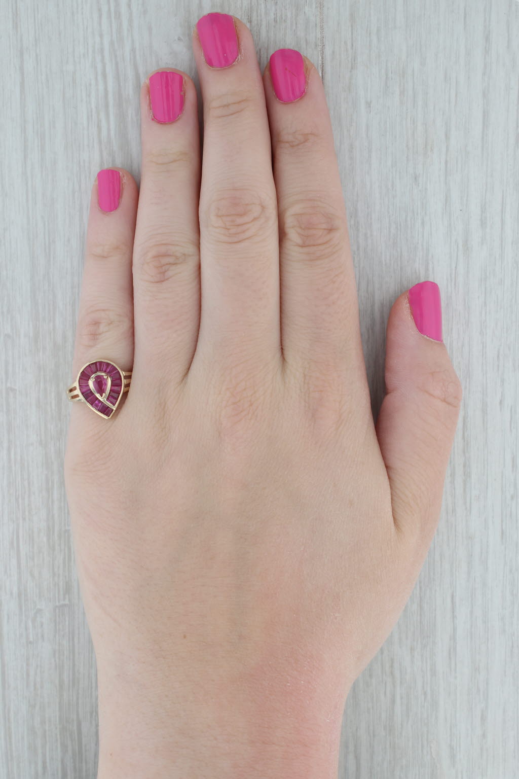 Gray 1.80ctw Ruby Teardrop Ring 14k Yellow Gold Size 7