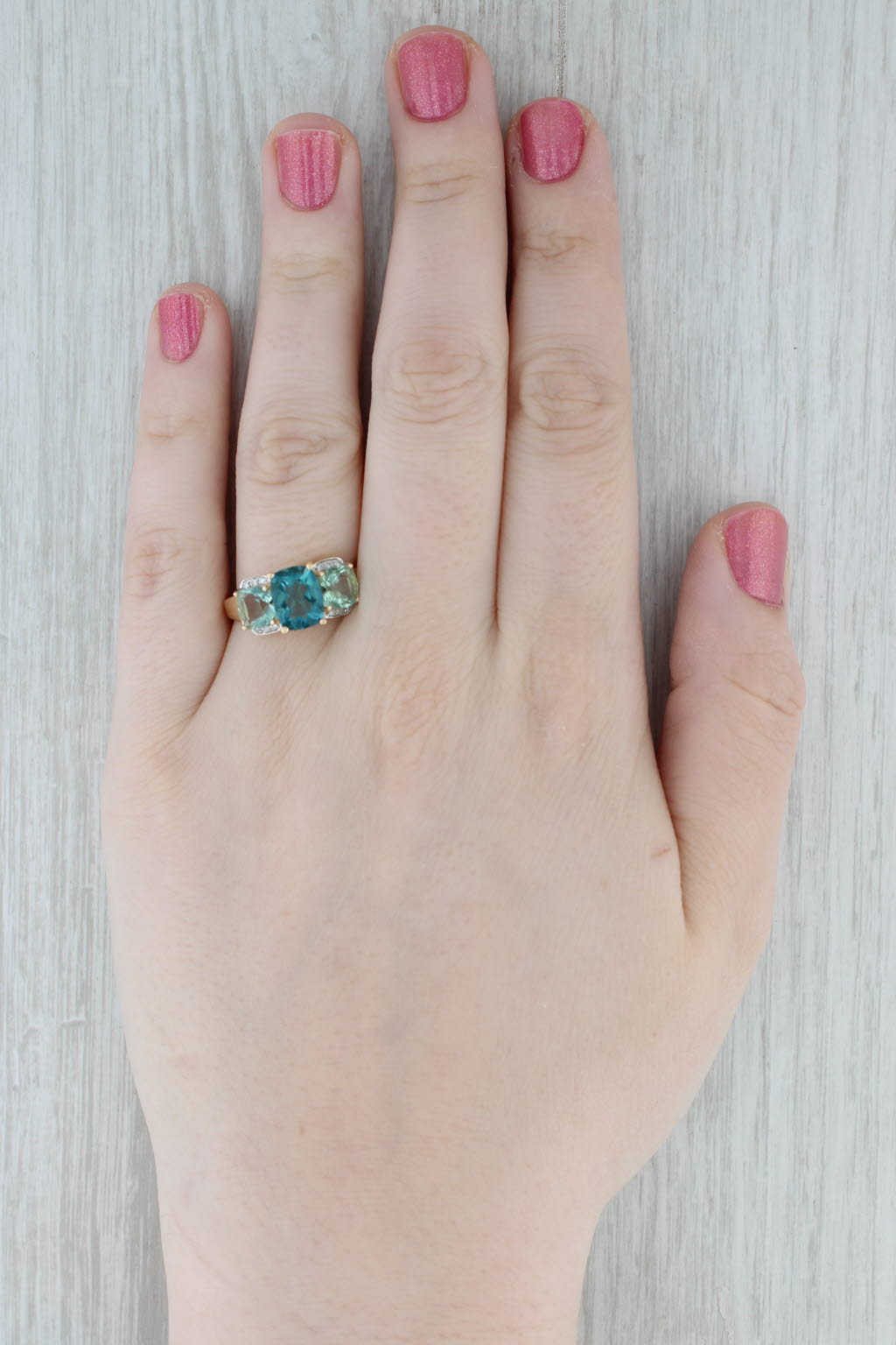 Gray 4.92ctw Fluorite 3-Stone Ring 14k Yellow Gold Diamond Accents Size 9.25
