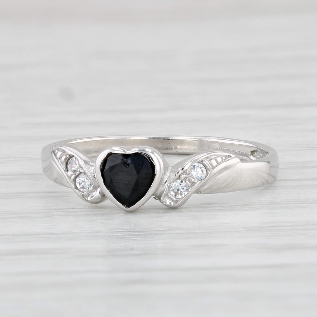 Light Gray 0.53ctw Blue Sapphire Heart Cubic Zirconia Ring 18k White Gold Size 6