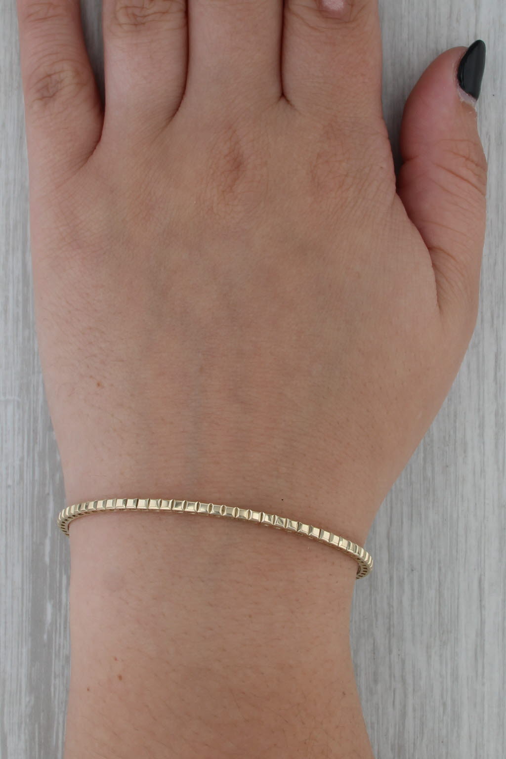 New Beveled Flexible Bangle Bracelet 6.75" 14k Yellow Gold