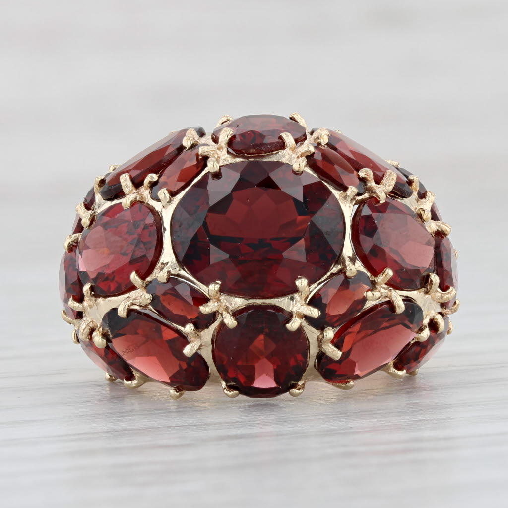 Light Gray 23.10ctw Garnet Cluster Cocktail Ring 14k Yellow Gold Size 7